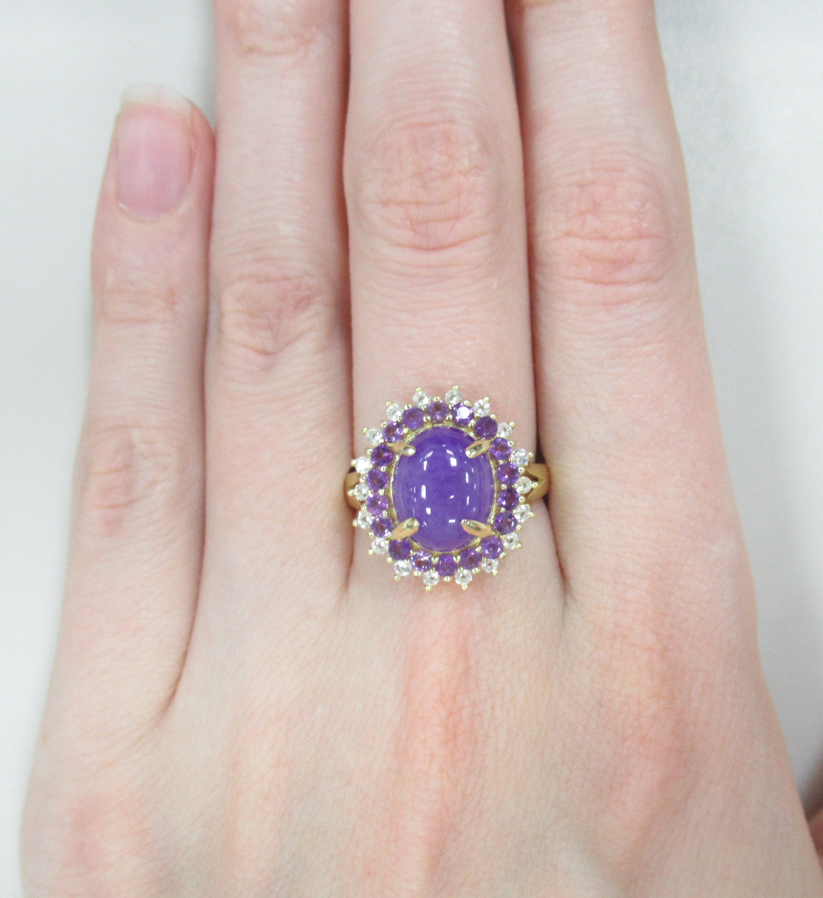 Серебряное кольцо с лавандовым жадеитом